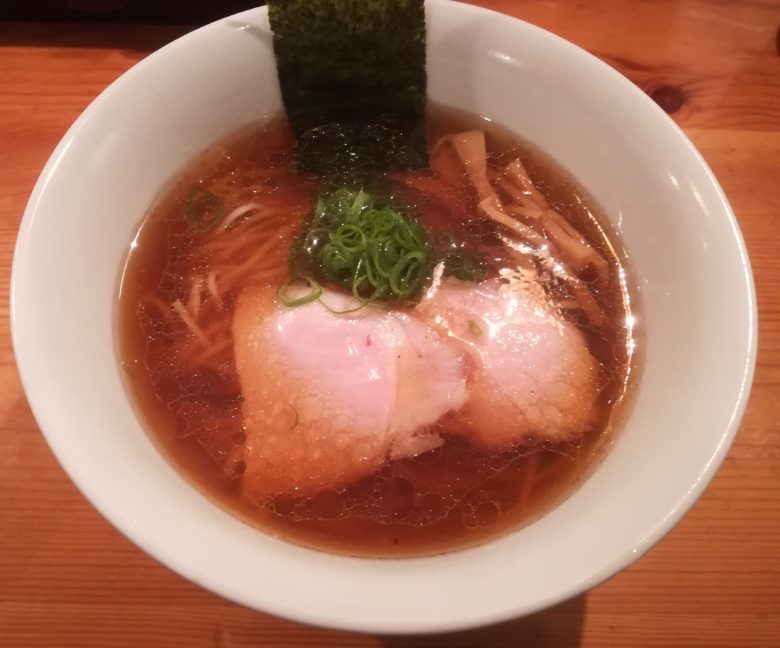 後味さっぱり!辻堂”麺や渦雷(UZURAI)”の絶品醤油ラーメン